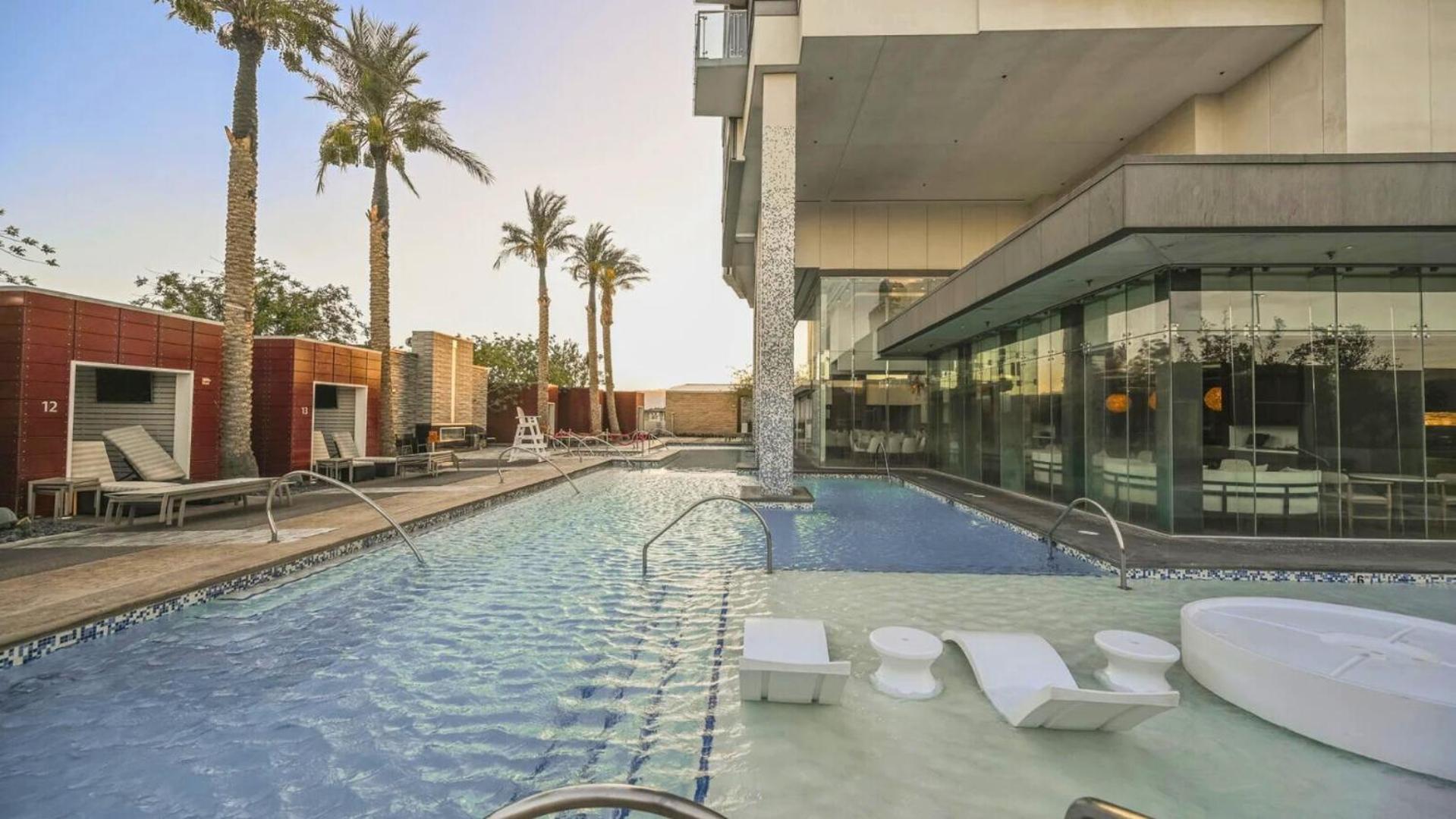 Vista Balcony Collection - Stripsuite Palms Place Hotel, Resort & Casino 4*