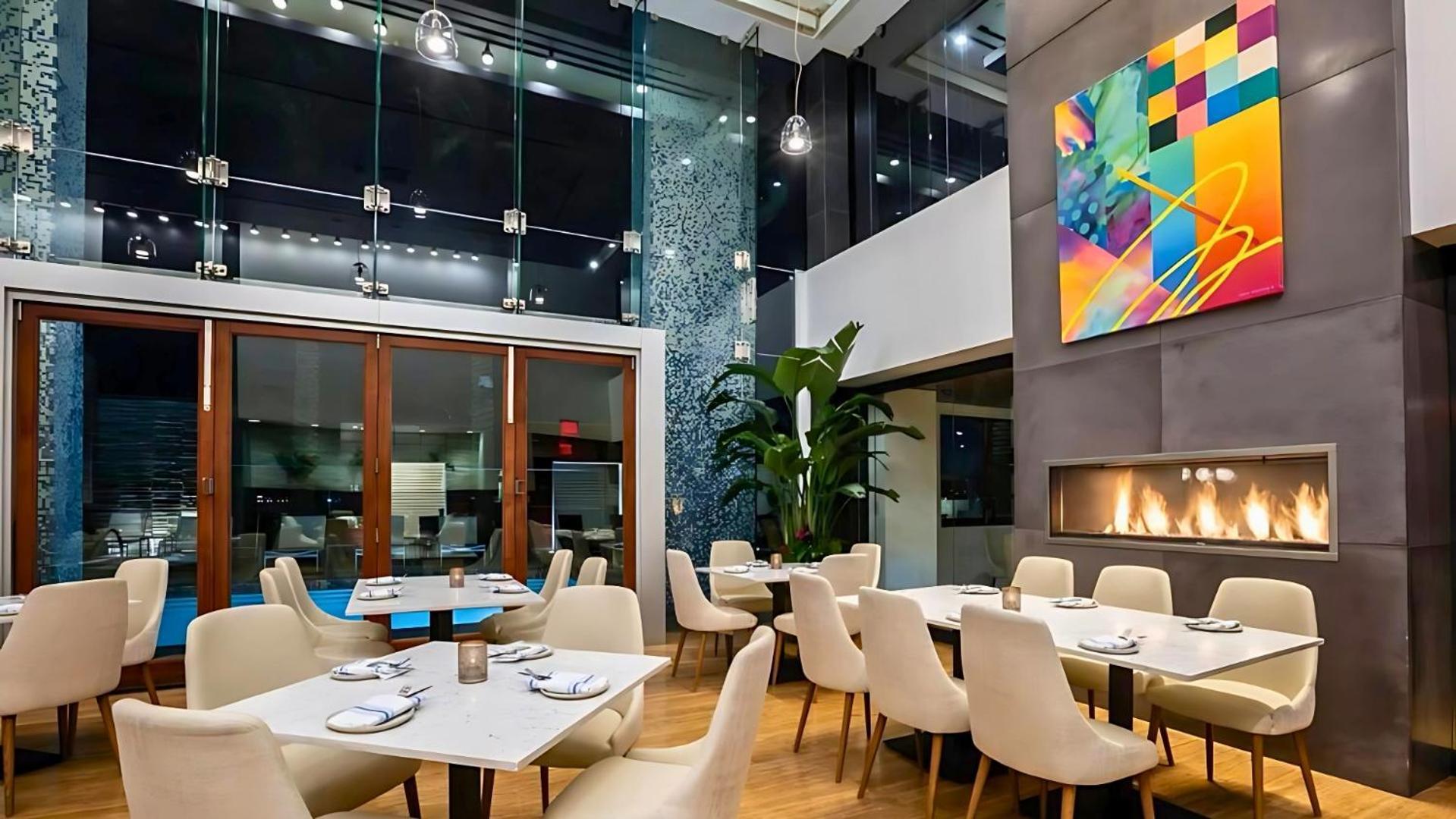 Hotel Vista Balcony Collection - Stripsuite Palms Place Hotel, Resort & Casino 4*