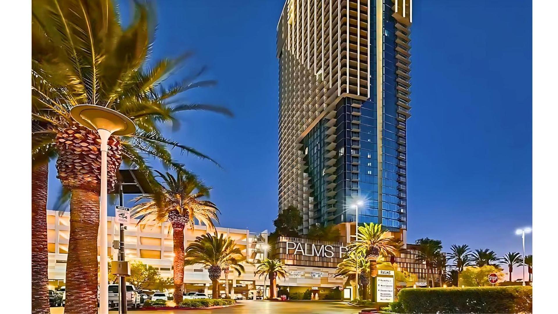 Vista Balcony Collection - Stripsuite Palms Place Hotel, Resort & Casino 4*