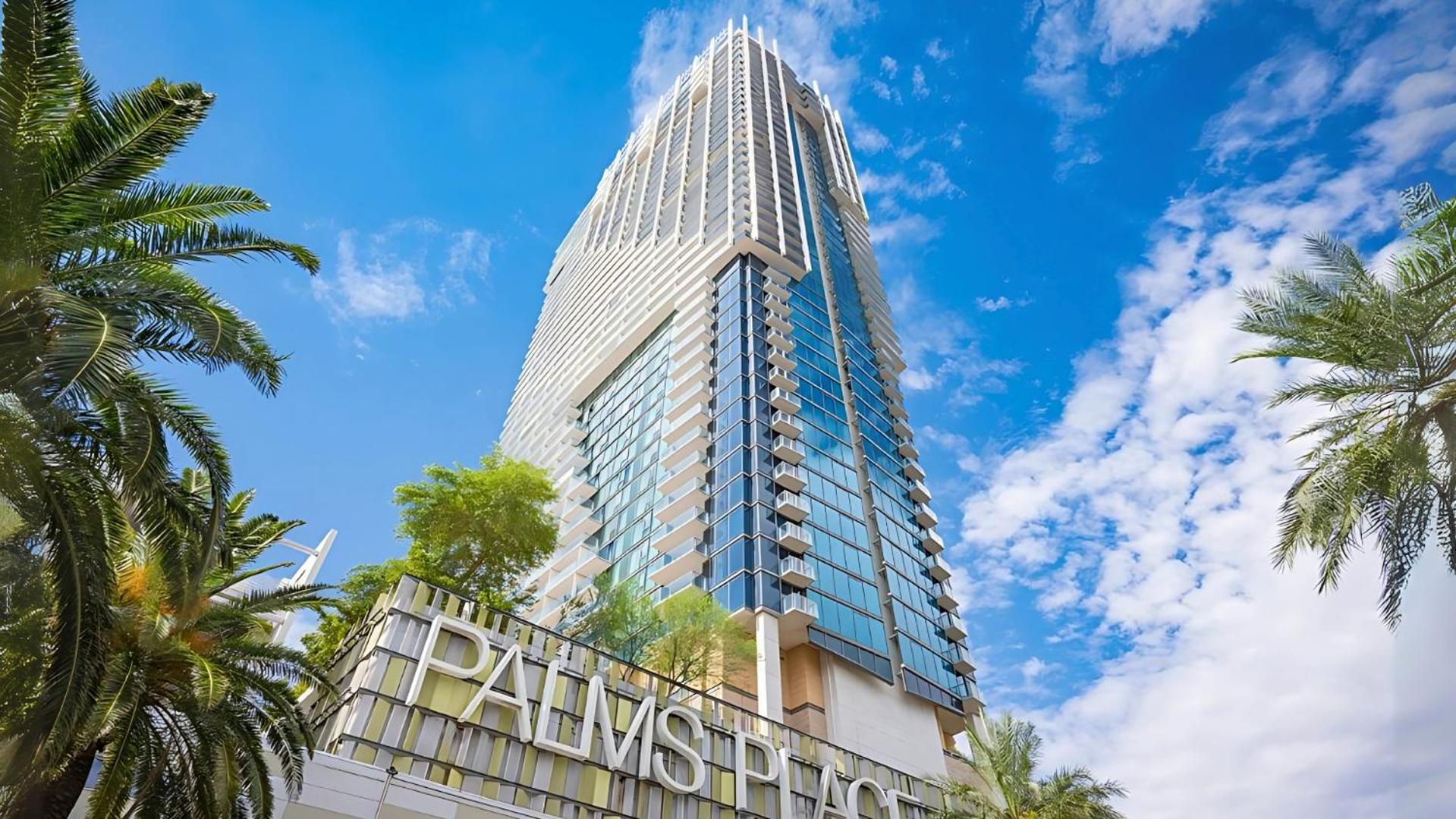 Vista Balcony Collection - Stripsuite Palms Place Hotel, Resort & Casino Las Vegas
